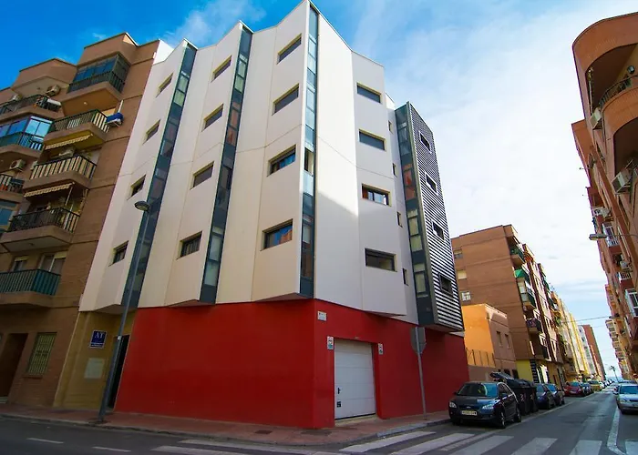 Apartamentos 16:9 Playa Suites